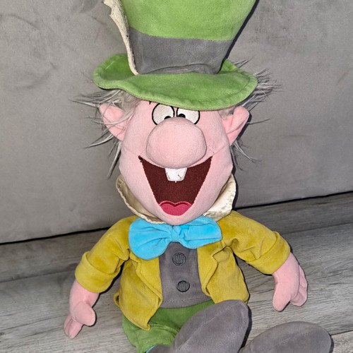 Disney store alice - disney,