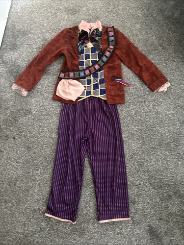 Mad hatter alice - alice, in