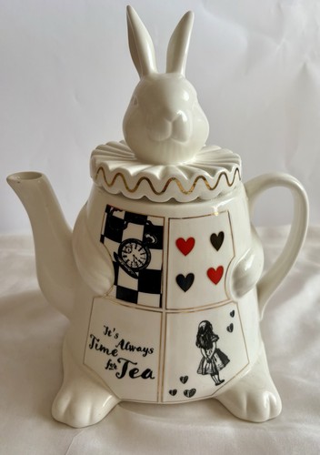 Alice wonderland - alice, in