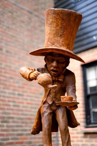 Cast iron mad hatter - iron, ornament